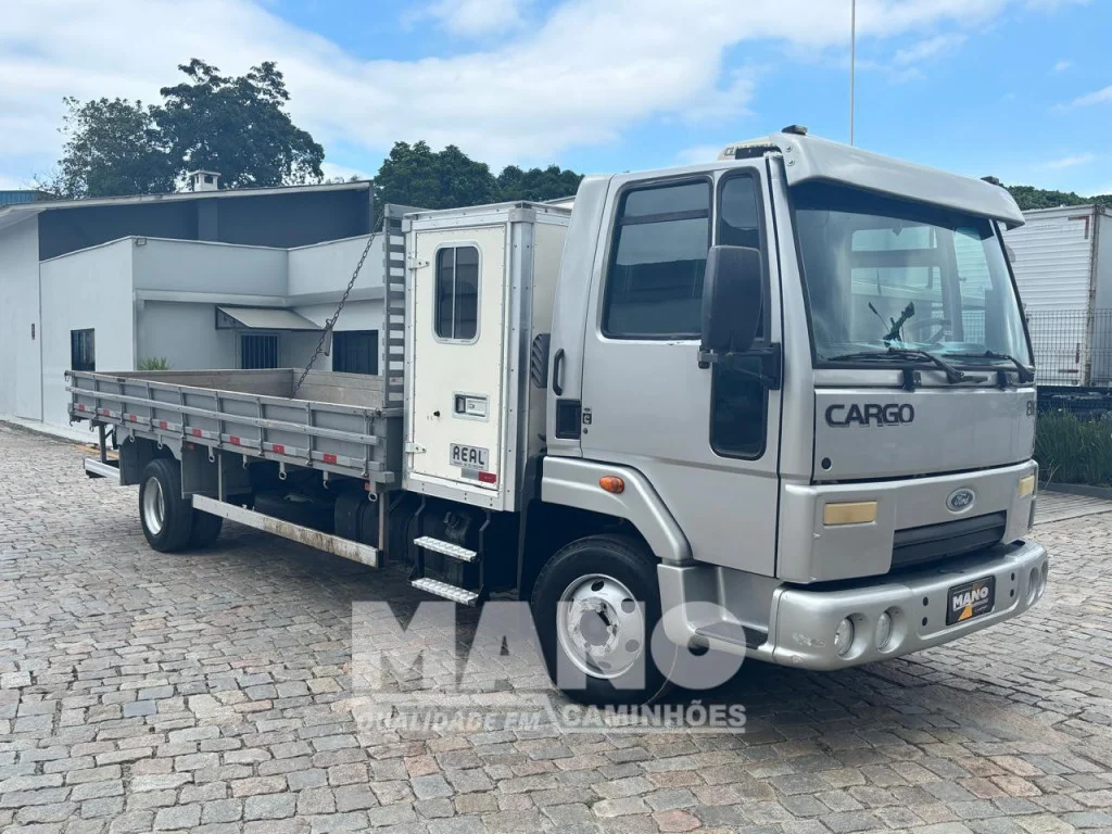 FORD CARGO 816 S 4×2 – 2012/2013